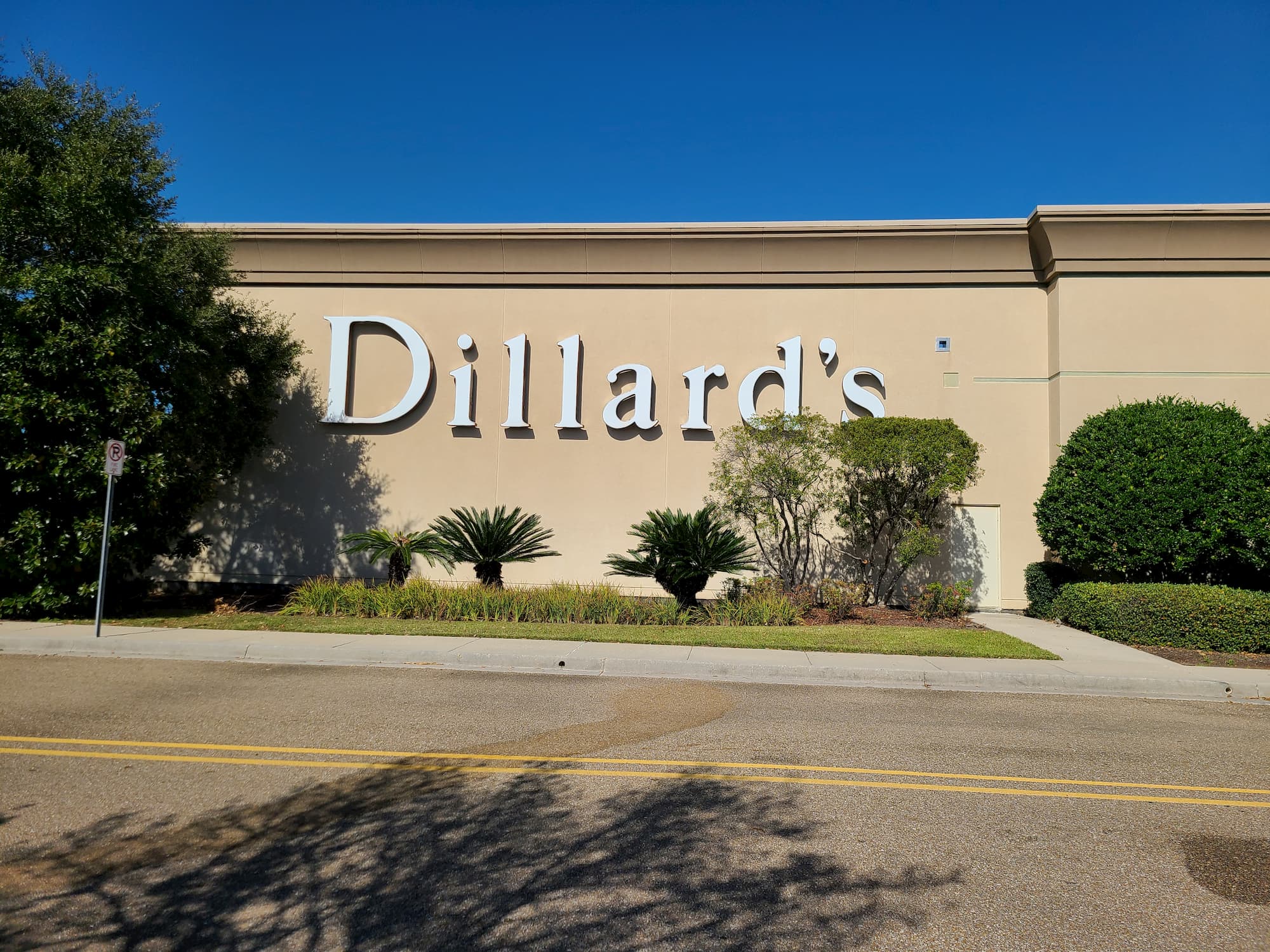 Commercial pressure washing baton rouge la cover