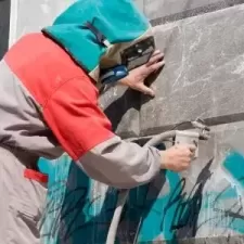 Swiftly Erase Graffiti: The Top Reasons for Prompt and Professional Graffiti Removal Service
