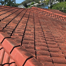 Professional roof washing in Santa Rosa Beach Destin